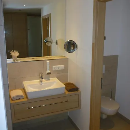 - Landgasthof Obermaier Zum Vilserwirt Affittacamere